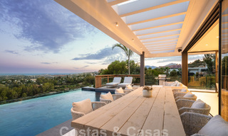 Prestigieuze, moderne luxevilla te koop met adembenemend zeezicht in een gated community in Marbella - Benahavis 58694 