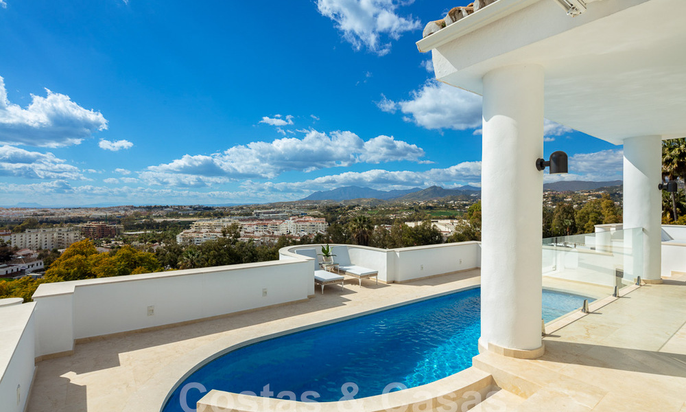 Mediterrane luxevilla met panoramisch zeezicht te koop in Nueva Andalucia’s golfvallei in Marbella 59107