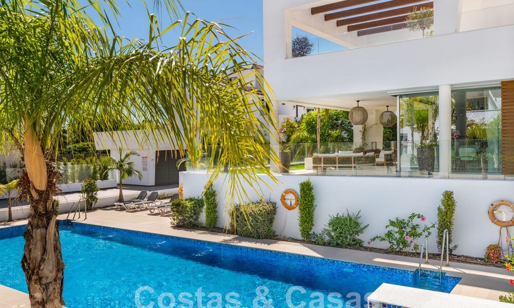 Moderne luxevilla te koop op wandelafstand van het strand en het centrum van San Pedro, Marbella 59181