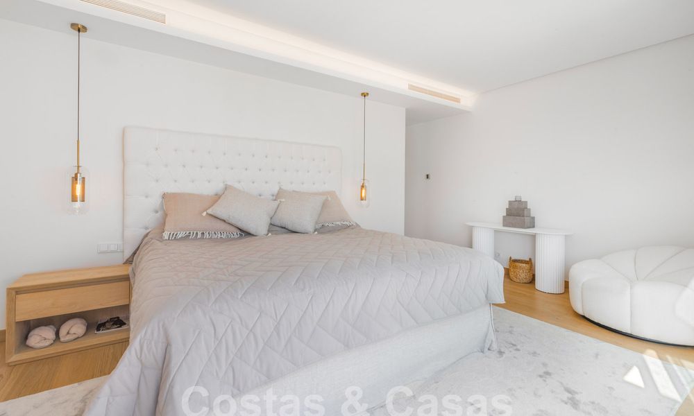 Moderne luxevilla te koop op wandelafstand van het strand en het centrum van San Pedro, Marbella 59210