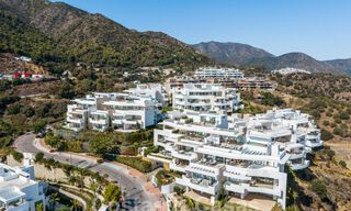 Instapklaar, modernistisch penthouse te koop in een exclusief resort op luttele minuten van Marbella centrum 59345 