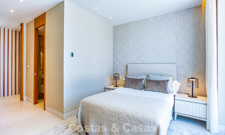 Contemporaine nieuwbouwvilla te koop in een geprefereerde golfurbanisatie op de New Golden Mile, Marbella - Benahavis 782468 