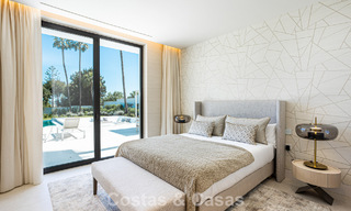 Contemporaine nieuwbouwvilla te koop in een geprefereerde golfurbanisatie op de New Golden Mile, Marbella - Benahavis 782470 