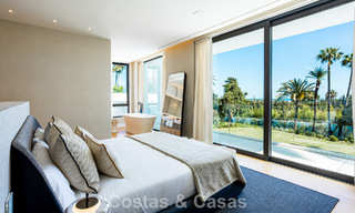 Contemporaine nieuwbouwvilla te koop in een geprefereerde golfurbanisatie op de New Golden Mile, Marbella - Benahavis 782478 