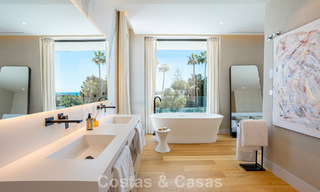 Contemporaine nieuwbouwvilla te koop in een geprefereerde golfurbanisatie op de New Golden Mile, Marbella - Benahavis 782481 