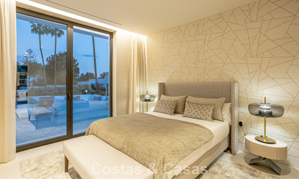 Contemporaine nieuwbouwvilla te koop in een geprefereerde golfurbanisatie op de New Golden Mile, Marbella - Benahavis 782503