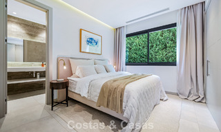 Moderne luxevilla te koop in een eigentijds bouwstijl, op loopafstand van Puerto Banus, Marbella 788881 