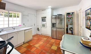 Te renoveren villa met veel potentieel te koop op enkele meters van het strand in een populaire zone van Marbella Oost 59700 