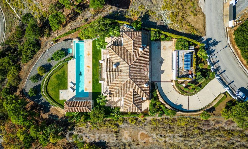Statige luxevilla in Mediterrane stijl te koop met schitterend panoramisch zeezicht in Marbella - Benahavis 59833