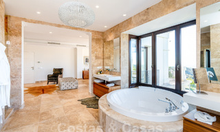 Statige luxevilla in Mediterrane stijl te koop met schitterend panoramisch zeezicht in Marbella - Benahavis 59837 