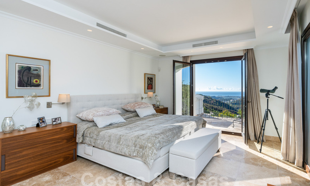Statige luxevilla in Mediterrane stijl te koop met schitterend panoramisch zeezicht in Marbella - Benahavis 59839