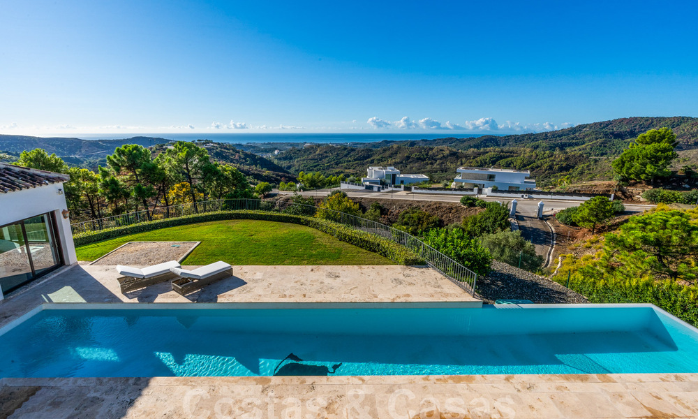 Statige luxevilla in Mediterrane stijl te koop met schitterend panoramisch zeezicht in Marbella - Benahavis 59842