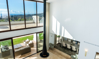 Statige luxevilla in Mediterrane stijl te koop met schitterend panoramisch zeezicht in Marbella - Benahavis 59847 