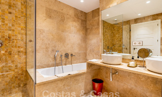 Statige luxevilla in Mediterrane stijl te koop met schitterend panoramisch zeezicht in Marbella - Benahavis 59848 
