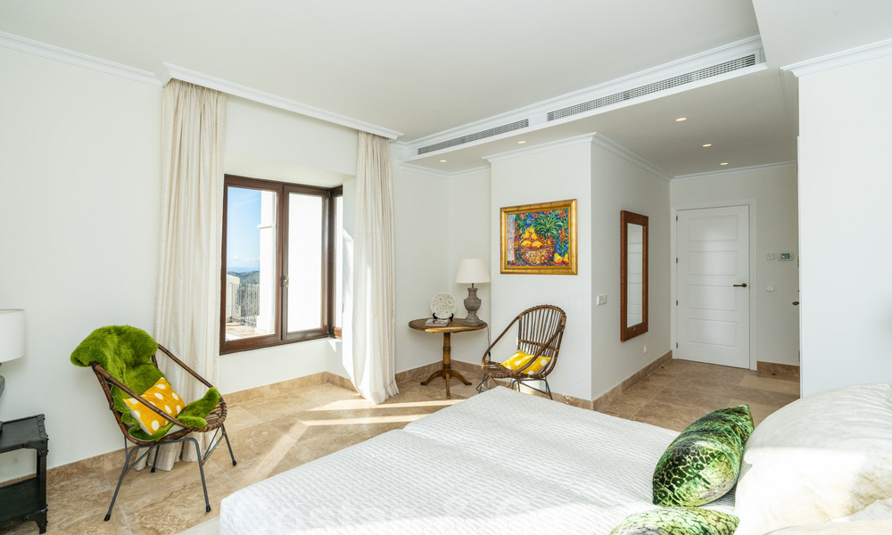 Statige luxevilla in Mediterrane stijl te koop met schitterend panoramisch zeezicht in Marbella - Benahavis 59855