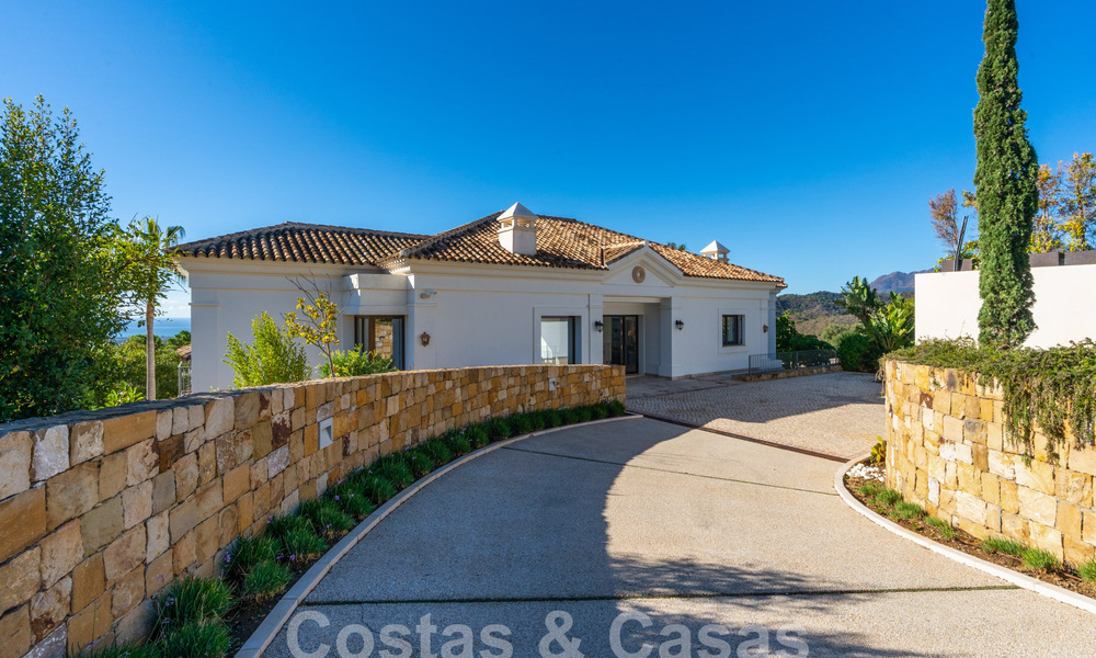 Statige luxevilla in Mediterrane stijl te koop met schitterend panoramisch zeezicht in Marbella - Benahavis 59857