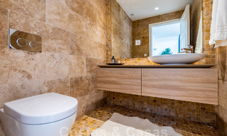 Statige luxevilla in Mediterrane stijl te koop met schitterend panoramisch zeezicht in Marbella - Benahavis 59858 