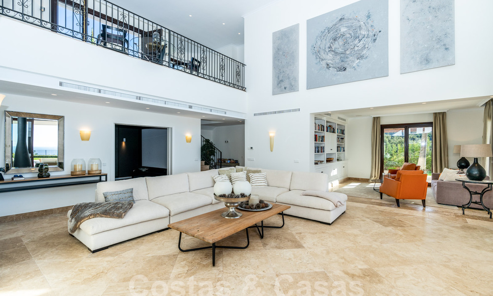 Statige luxevilla in Mediterrane stijl te koop met schitterend panoramisch zeezicht in Marbella - Benahavis 59872