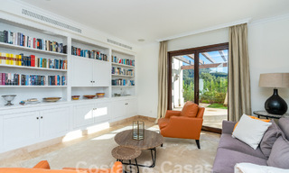 Statige luxevilla in Mediterrane stijl te koop met schitterend panoramisch zeezicht in Marbella - Benahavis 59873 