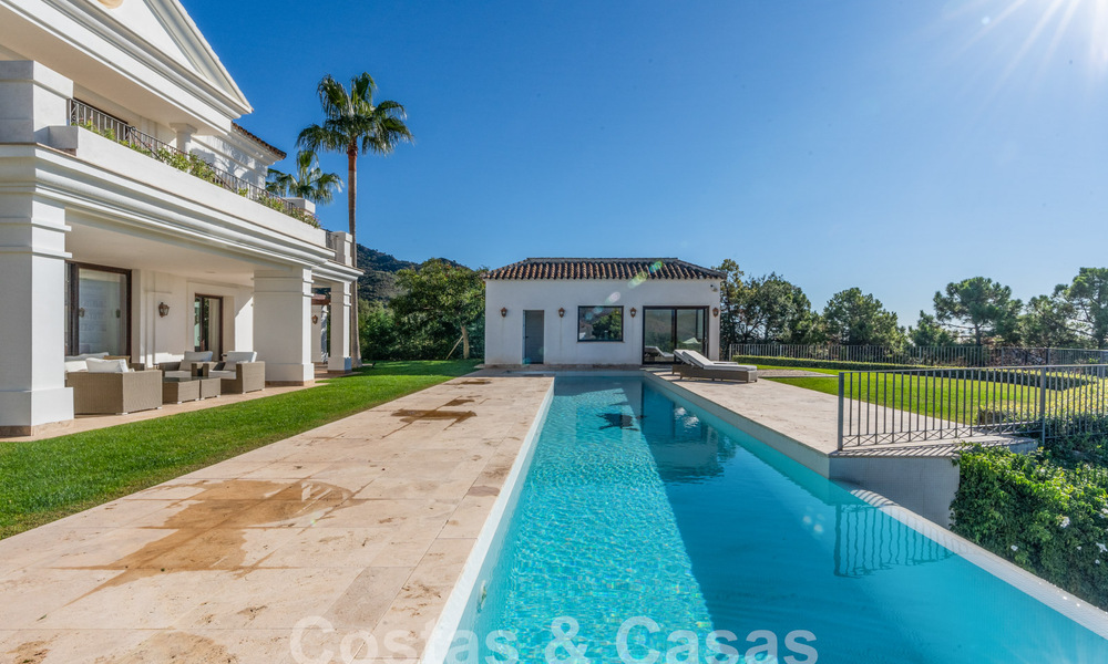 Statige luxevilla in Mediterrane stijl te koop met schitterend panoramisch zeezicht in Marbella - Benahavis 59883