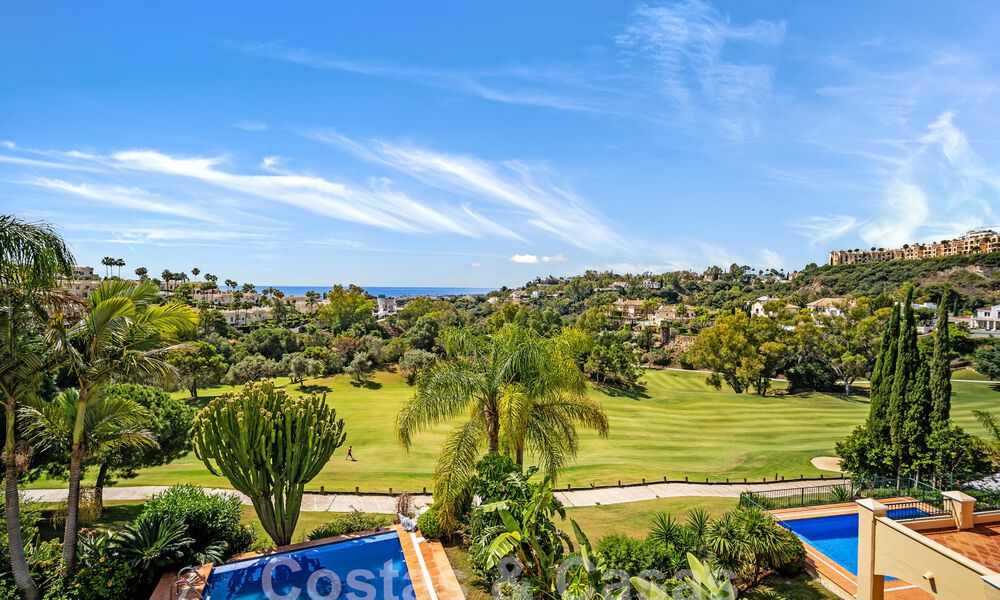 Ruime luxevilla te koop, grenzend aan een eersteklas golfbaan in het La Quinta golfresort, Benahavis - Marbella 59776