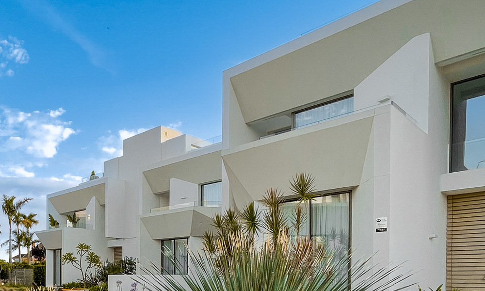 Boetiekvilla te koop met infinity zwembad en panoramisch zeezicht in Nueva Andalucia, Marbella 59740