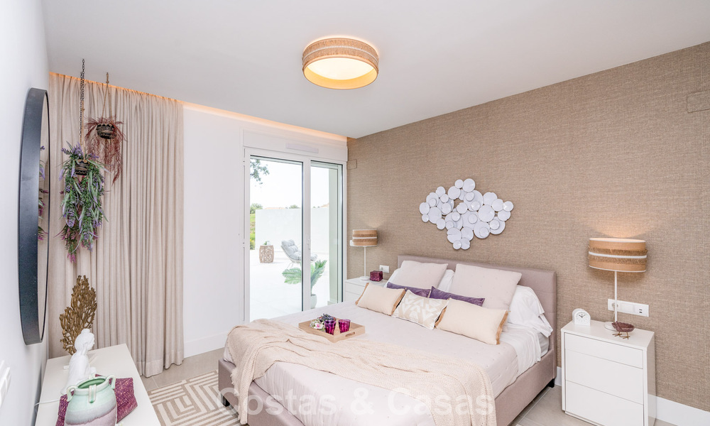 Exclusief project met nieuwe frontlijn golf appartementen te koop in San Roque, Costa del Sol 60280