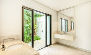 Contemporaine luxevilla te koop in een eerstelijns golfcomplex aan de Costa del Sol 60432 