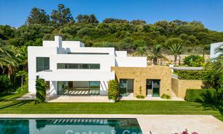 Contemporaine luxevilla te koop in een eerstelijns golfcomplex aan de Costa del Sol 60436 