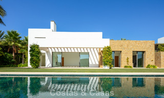 Contemporaine luxevilla te koop in een eerstelijns golfcomplex aan de Costa del Sol 60444 