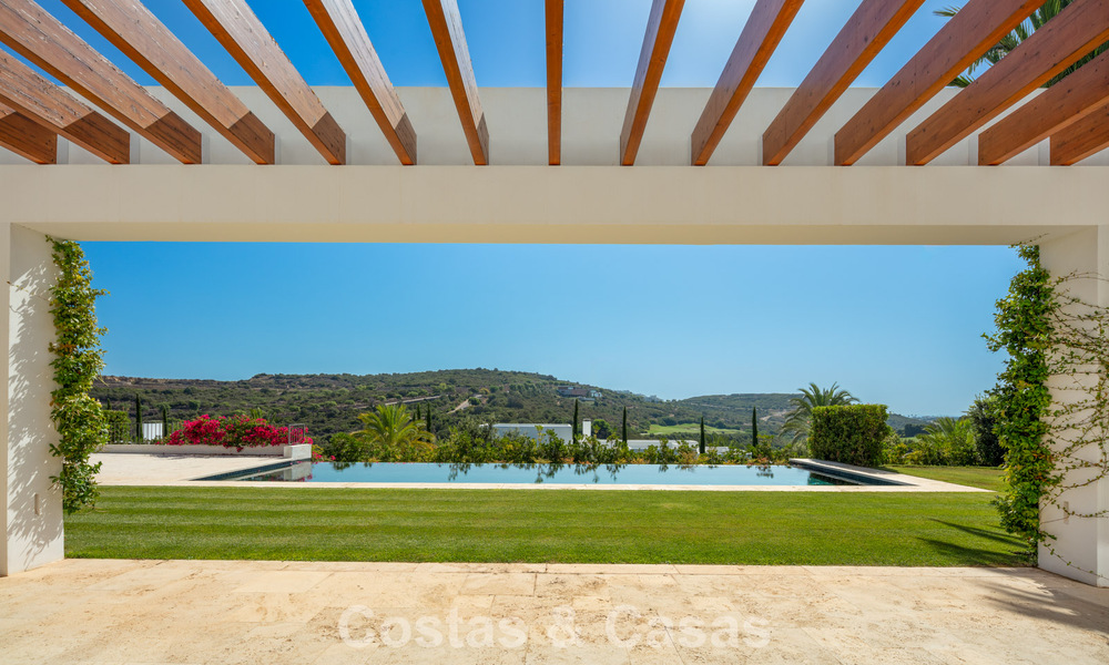 Contemporaine luxevilla te koop in een eerstelijns golfcomplex aan de Costa del Sol 60446
