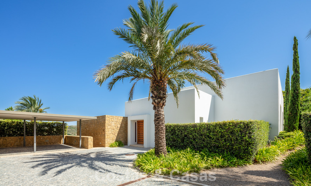 Contemporaine luxevilla te koop in een eerstelijns golfcomplex aan de Costa del Sol 60451