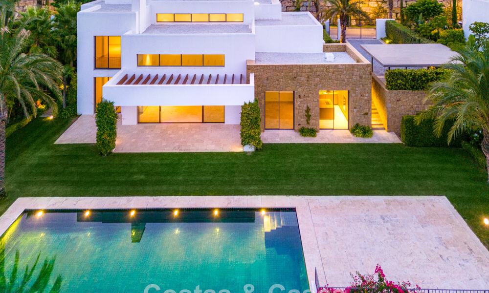 Contemporaine luxevilla te koop in een eerstelijns golfcomplex aan de Costa del Sol 60453