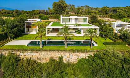 Statige designervilla te koop, direct aan een 5-sterren golfbaan aan de Costa del Sol 60110