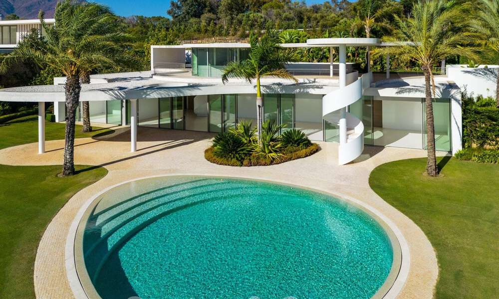 Extravagante designervilla te koop, eerstelijnsgolf in een 5* golfresort aan de Costa del Sol 60199