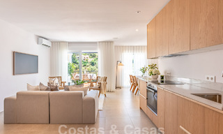 Modern gerenoveerd penthouse te koop met ruim terras en zeezicht in La Quinta golfresort, Benahavis - Marbella 60622 