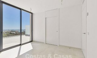 Modern penthouse met zeezicht en privézwembad te koop i/e innovatief lifestyle-complex in Benalmadena, Costa del Sol 60904 