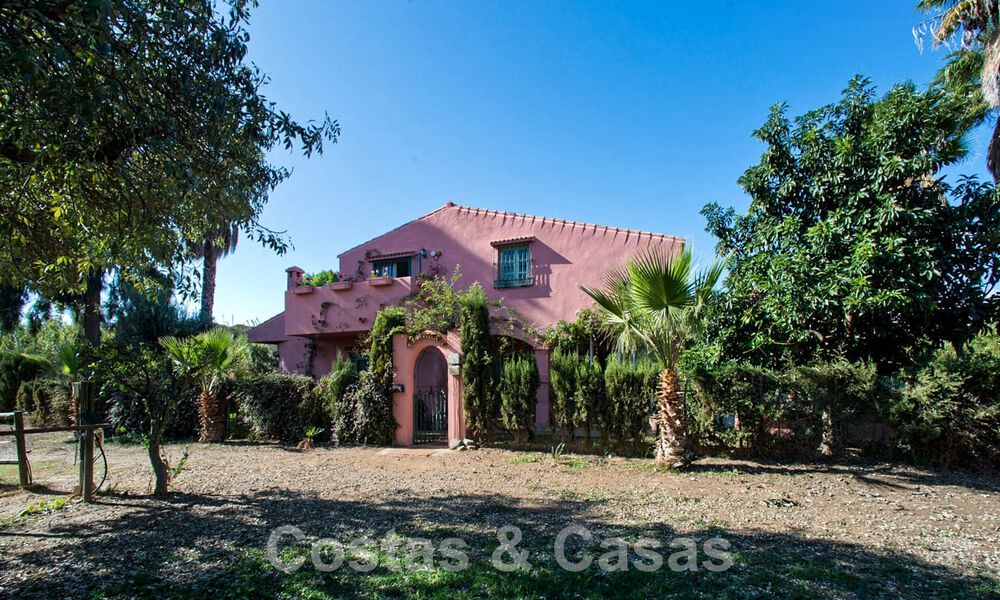 Finca met paardenstallen te koop op korte afstand van Estepona centrum, Costa del Sol 61038