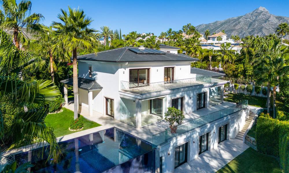 Contemporaine luxevilla te koop, unieke eerstelijnsgolf locatie in Nueva Andalucia’s golfvallei, Marbella 61119