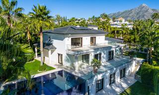 Contemporaine luxevilla te koop, unieke eerstelijnsgolf locatie in Nueva Andalucia’s golfvallei, Marbella 61119 