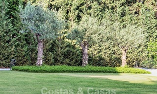 Luxevilla met modern-Mediterraan ontwerp te koop in een populaire golfomgeving in Nueva Andalucia, Marbella 61704 