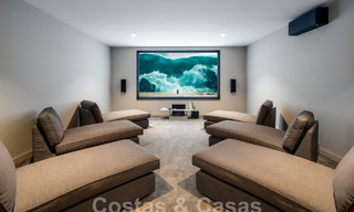 Geavanceerde luxevilla met modern design te koop op loopafstand van de golfbaan in Nueva Andalucia, Marbella 61361 