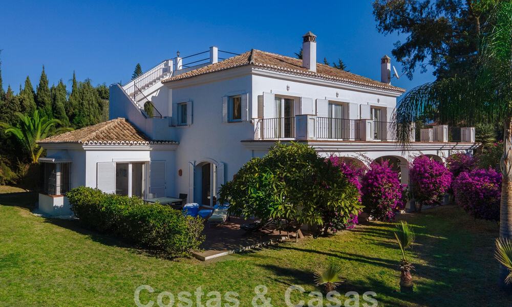 Mediterrane luxevilla te koop op een steenworp van het strand en voorzieningen in Guadalmina Baja, Marbella 61850