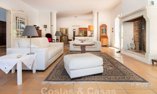 Mediterrane luxevilla te koop op een steenworp van het strand en voorzieningen in Guadalmina Baja, Marbella 61871 