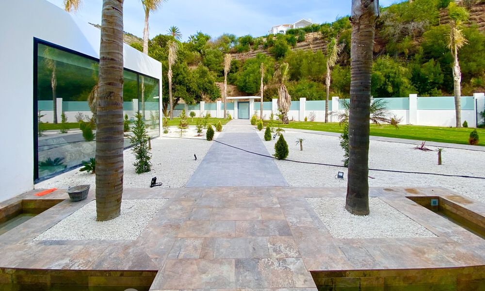 Nieuwe, moderne, luxevilla te koop met panoramisch zeezicht in het exclusieve Marbella Club Golf Resort in Benahavis - Marbella 61962