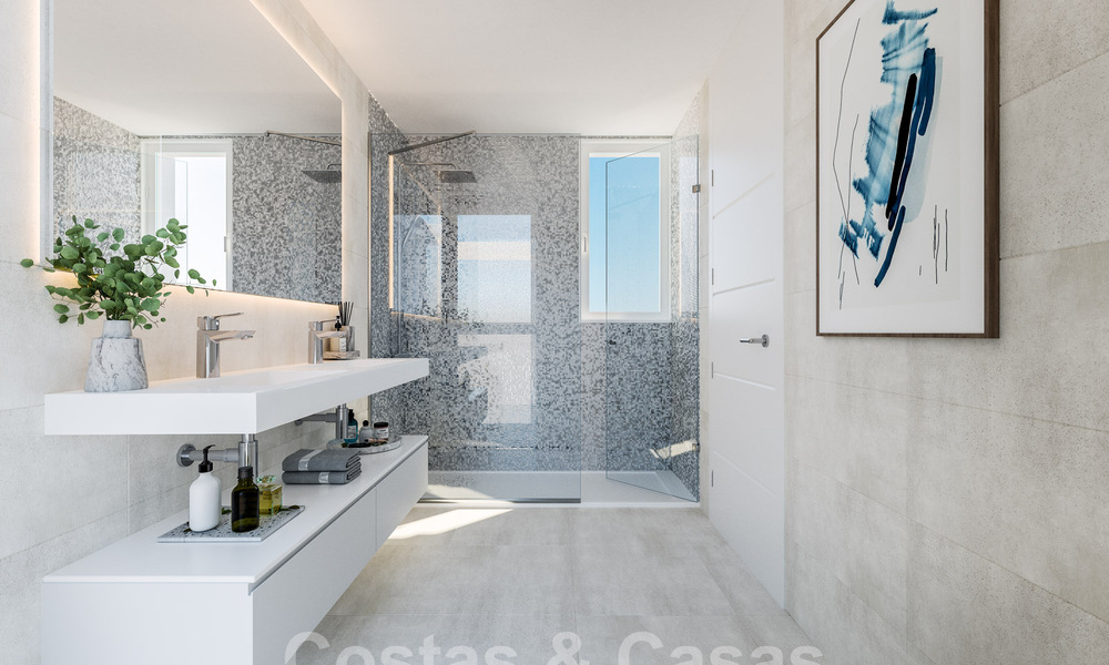 Nieuwbouwproject van appartementen te koop grenzend aan de golfbaan met zeezicht nabij Sotogrande, Costa del Sol 62040