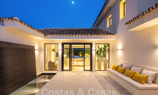 Moderne, Mediterrane luxevilla te koop in een geprefereerde strandurbanisatie in San Pedro, Marbella 62042 