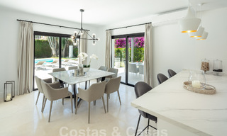 Moderne, Mediterrane luxevilla te koop in een geprefereerde strandurbanisatie in San Pedro, Marbella 62051 