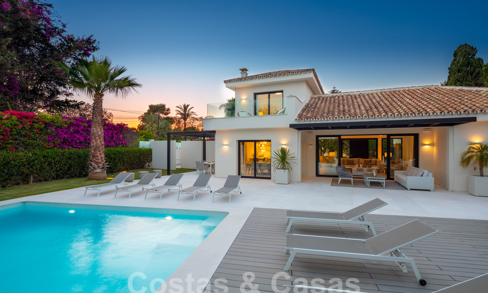 Moderne, Mediterrane luxevilla te koop in een geprefereerde strandurbanisatie in San Pedro, Marbella 62070