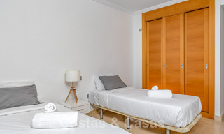 Ruim, modern appartement te koop met panoramisch golf- en zeezicht in een vijfsterren golfresort in Benahavis - Marbella 62322 